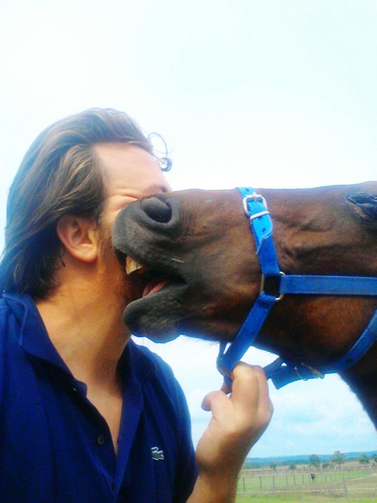 "<a href="/yoncaagac/">Volkan Yoncaağaç</a>: <a href="/yigitgokmen/">Yigit Gokmen</a> aşkta kazanıyorsun demek ki sende" olum 2sene sonra gordum yweetini-)) ama durum hala ayni.