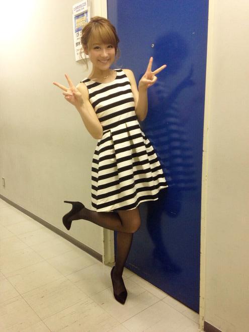 り ちゃん A Twitter モデルの鈴木奈々さんの体重が公開されたと話題になっていたのでブログを見てみたら154cm 43kgだそうです 私はもっと軽いかと思っていたのでびっくり 見た目痩せが重要だと改めて実感 Http T Co Los9s6drq6 Twitter