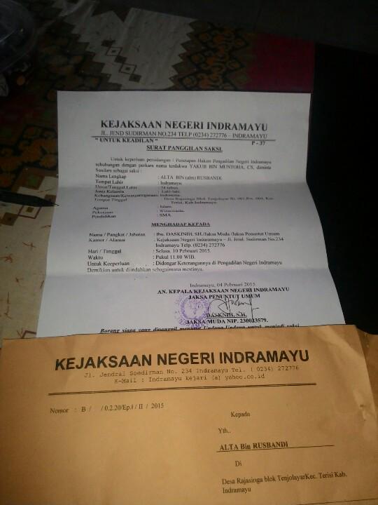 YubbaAI's tweet photo. Tai taian,sampe tekan kejaksaan priwe urusane kihh x_x http://t.co/Io8ylpLFtE