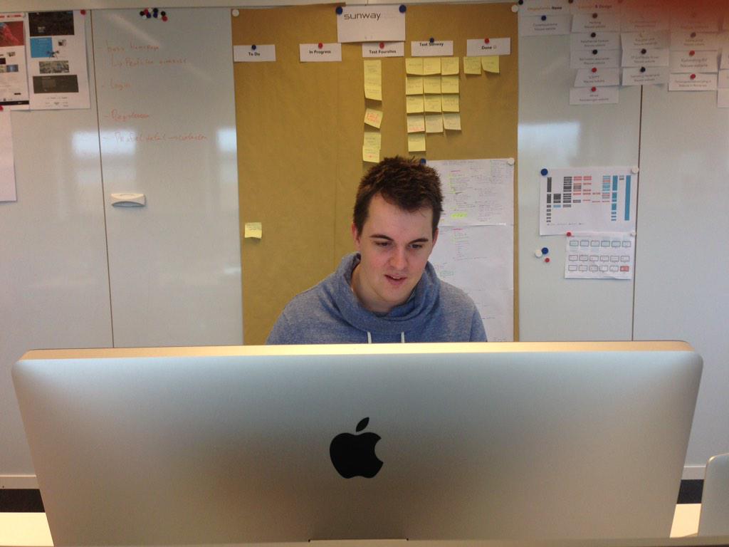 Dag 2!! SCEPPT #Hackathon! Harde werkers! En dat op een zondag! #TOF <a href="/foursitesdidam/">Foursites</a> <a href="/JochemLandman/">Jochem Landman</a>