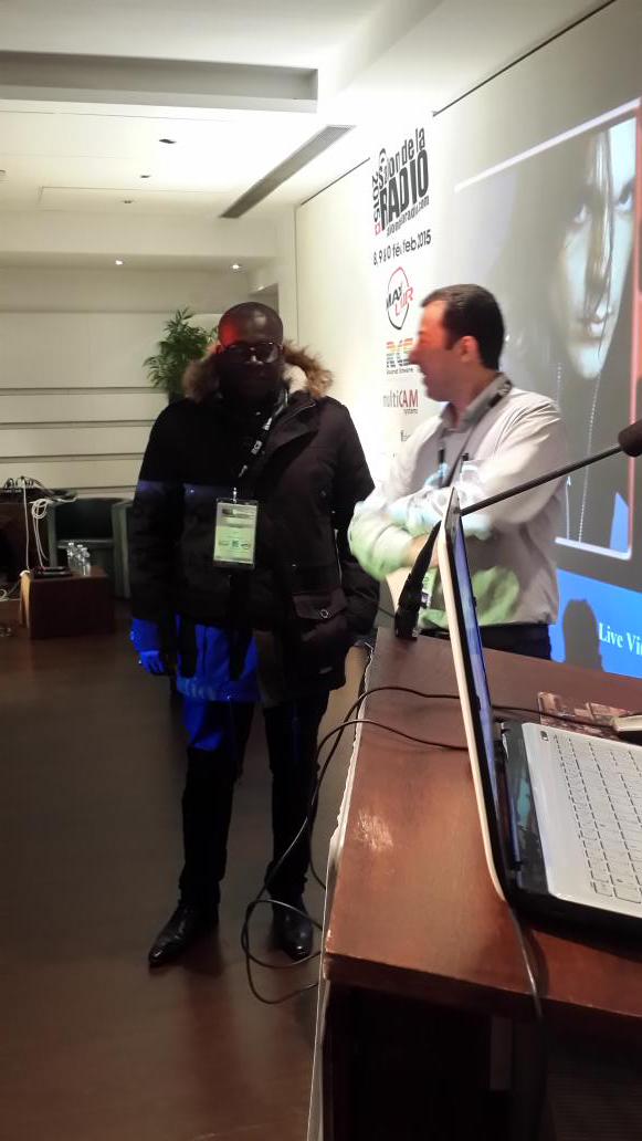 BleouDidier's tweet photo. Salon de la radio Paris 8 ieme http://t.co/N2qQ1xhrED