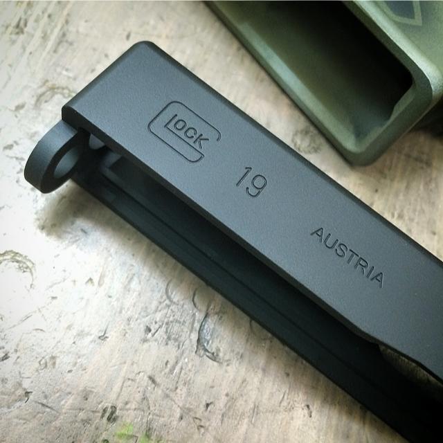FCC_Coating's tweet photo. #fightclubcustom #fightclubcustomcoating #cerakote #cerakotehk #armorblack #glock http://t.co/wE0LVoIk0L