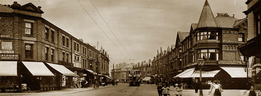 AltyMarkets's tweet photo. Stamford New Road, Altrincham Town Centre, you could jump on a  tram then as well  #AltyRt @AltyMarkets http://t.co/aBQx6LuK6b