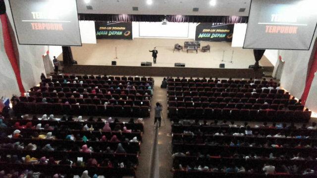imsa_smada's tweet photo. Materi oleh ustadz jatmiko @MYMovement2015 http://t.co/Jv1Ncnp7WM