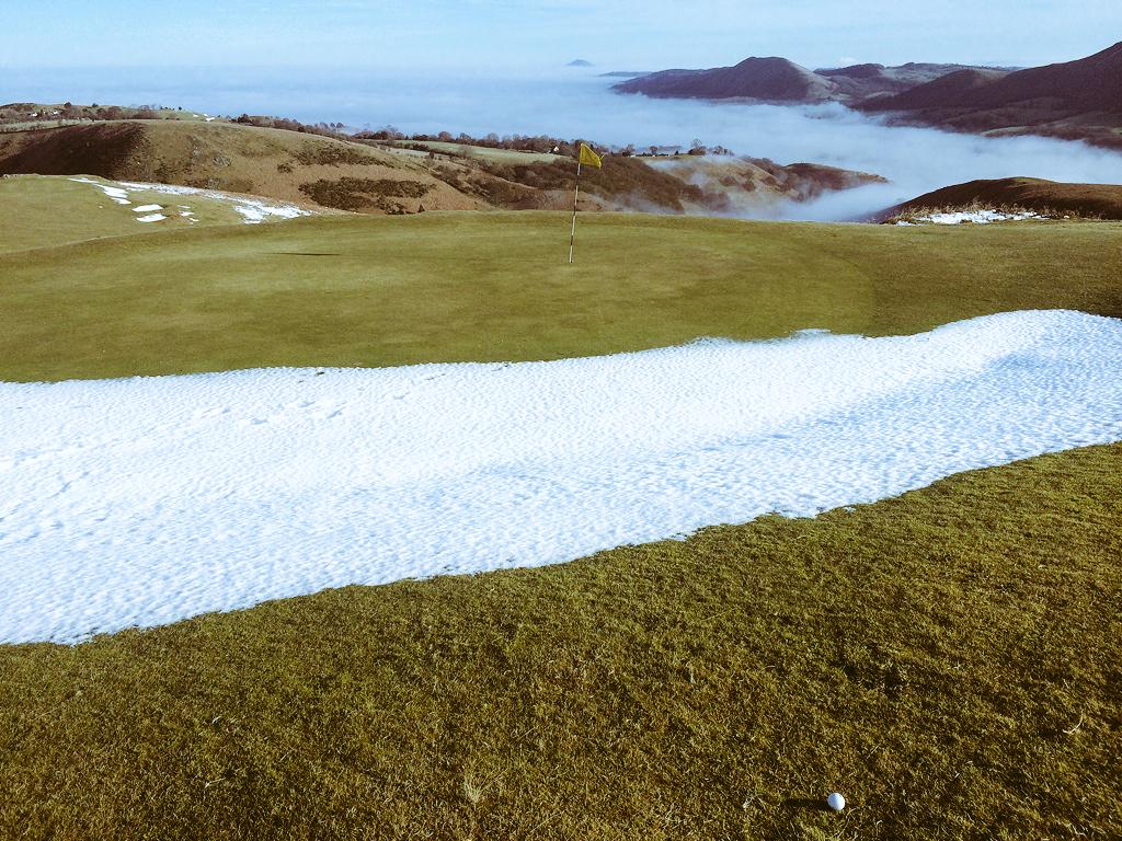 JGidney's tweet photo. Great mornings golf @CStrettonGC ! Had a couple of challenging shots to deal with.. including this one. #spectacular http://t.co/3DHIsfNnBL