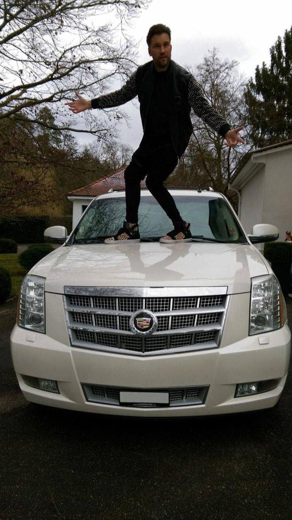 Djantoine's tweet image. Ready For A Roadtrip! #cadillac #PhilippPlein #SupraShoes #enjoylive #relax