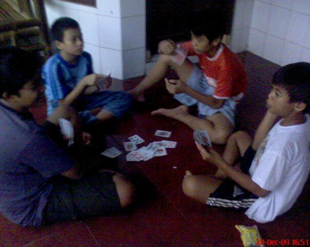 lawass ;3 “<a href="/fitrah_/">Fit</a>: W/ @Ananda_RizkyF <a href="/eldyfawaz/">pria tomboy</a> <a href="/FandiPunkdi/">Follow :</a> <a href="/fandi_punkdi/">Fandi #Mager</a> ”