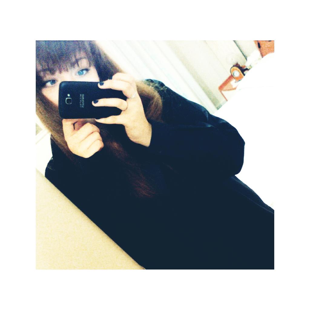 JamieIsLife____'s tweet image. "Ha un carattere forte,dicevano.
Non dormo la notte,pensavo."❌