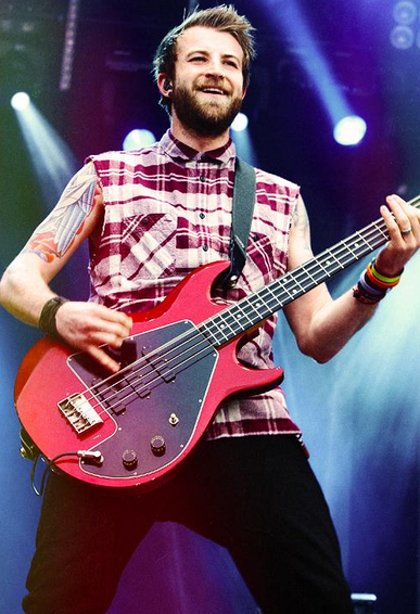 Ladies and gentlemen.. Happy Birthday Jeremy Davis! 