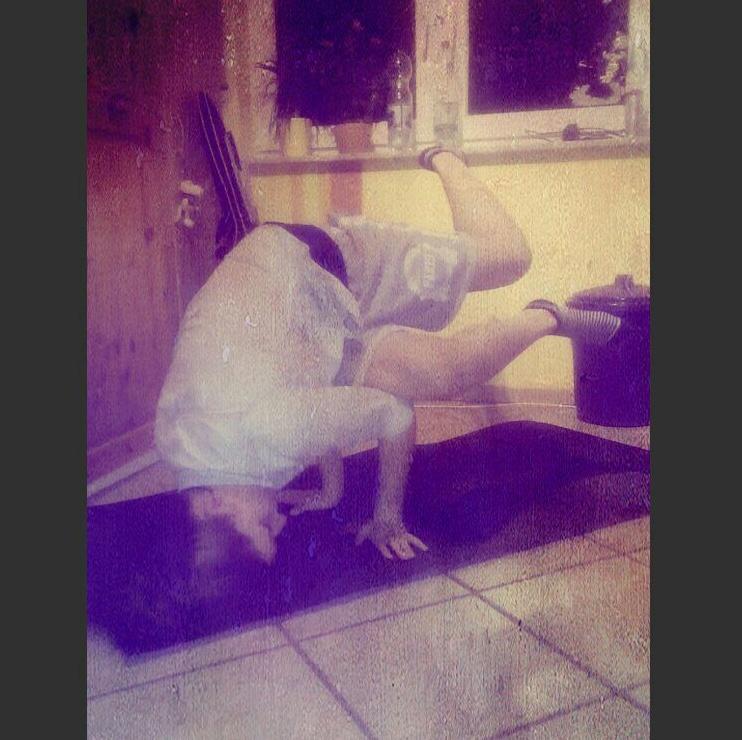 franka_be tweet media