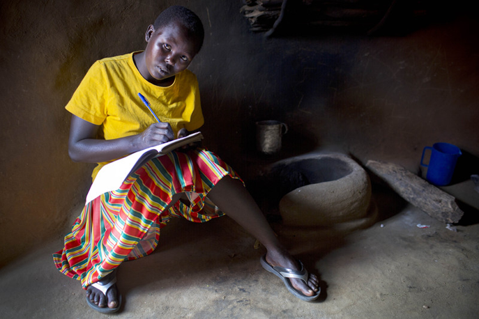 ActionAidUK's tweet photo. Eveylin had #FGM due to peer pressure. It's her biggest regret. Here's why: http://t.co/RSDUq6QfIX http://t.co/ECLRELPXC3