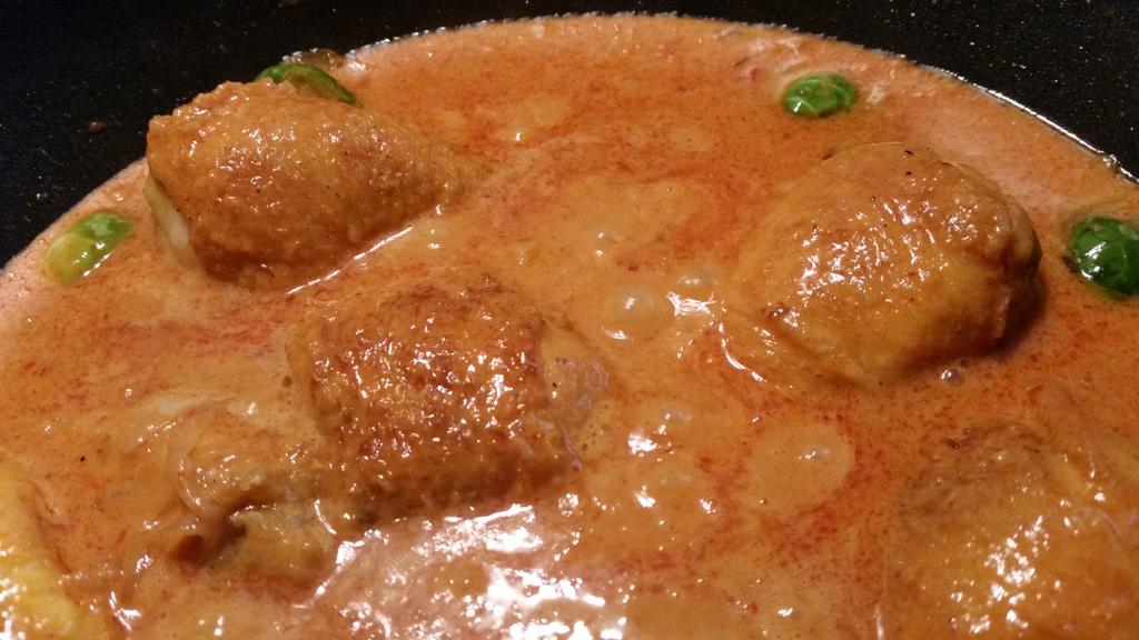 NandoR17's tweet photo. Una de Pollo con Curry Rojo. 🔥🔥🔥 http://t.co/FlhNMOBLNj