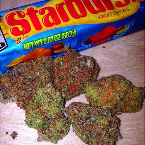 loopsy_laa's tweet photo. Starburst.... *_* #StonerNation #stonerfam #teamkush #WeedSquad http://t.co/L6c395sP4C