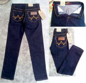 cow_smg's tweet photo. Wrangler cewek size 27-33... Pin:74a728f2 sms 085640022791 http://t.co/3sF6EENgDT
