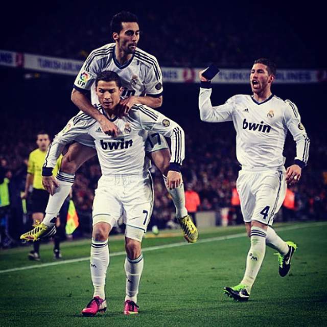 OfficialAuguste's tweet photo. #football #life #RM  #CristianoRonaldo http://t.co/L5zIKWqv3q