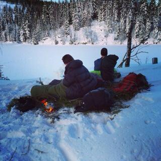 TrollAdventure's tweet photo. Trolltunga Adventures guides had one night out in the open tonight. #winter #training #gear #test http://t.co/ElEzsGJbBh