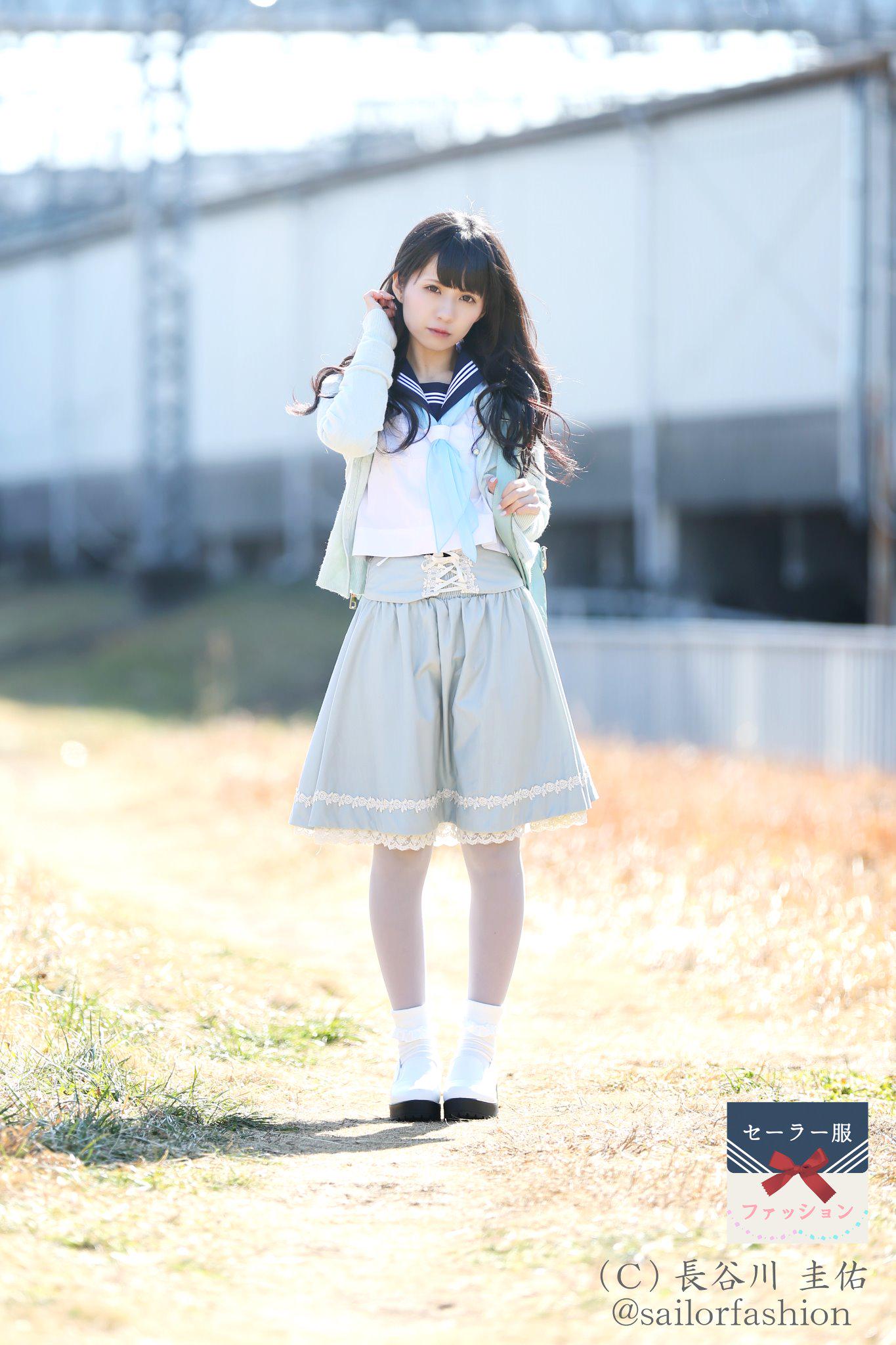 セーラー服×ファッション on Twitter &quot;春に合いそうなミントグリーンのコーデと、全体的に学生らしさを残したコーデ、同じセーラー服で