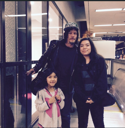 ennoia3's tweet image. Poor Reedus, don&apos;t think he was in LA 24 hours before back to NYC. He&apos;s a #RamblinMan.  (sliceofkat) @wwwbigbaldhead