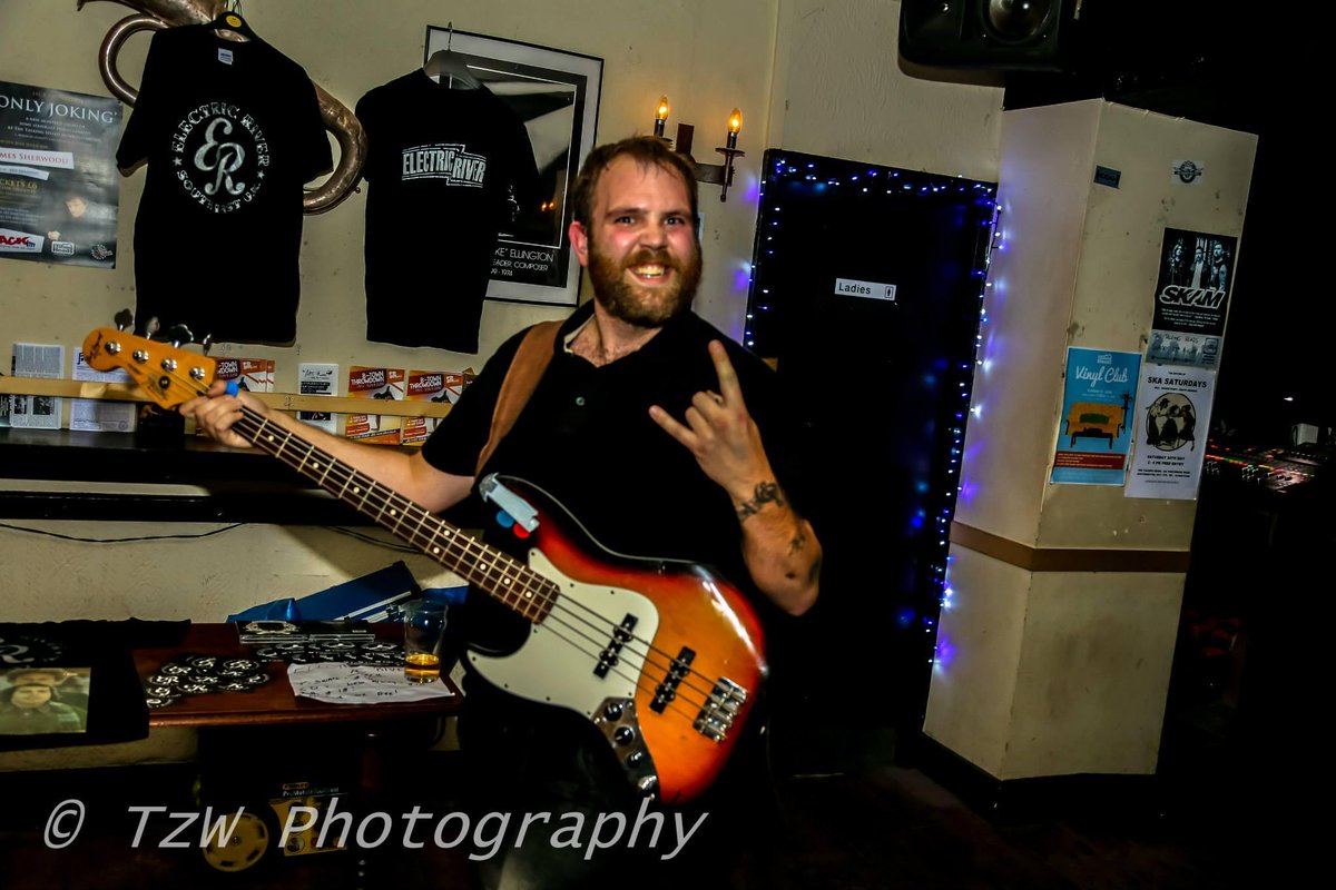 <a href="/AEAOfficial/">All Ears Avow</a> <a href="/EchoicOfficial/">Echoic</a> are playing <a href="/thehobbitpub/">The Hobbit Pub</a> on the 27th with <a href="/OldCrowsBand/">Old Crows</a> final show #1GigToFinishThemAll