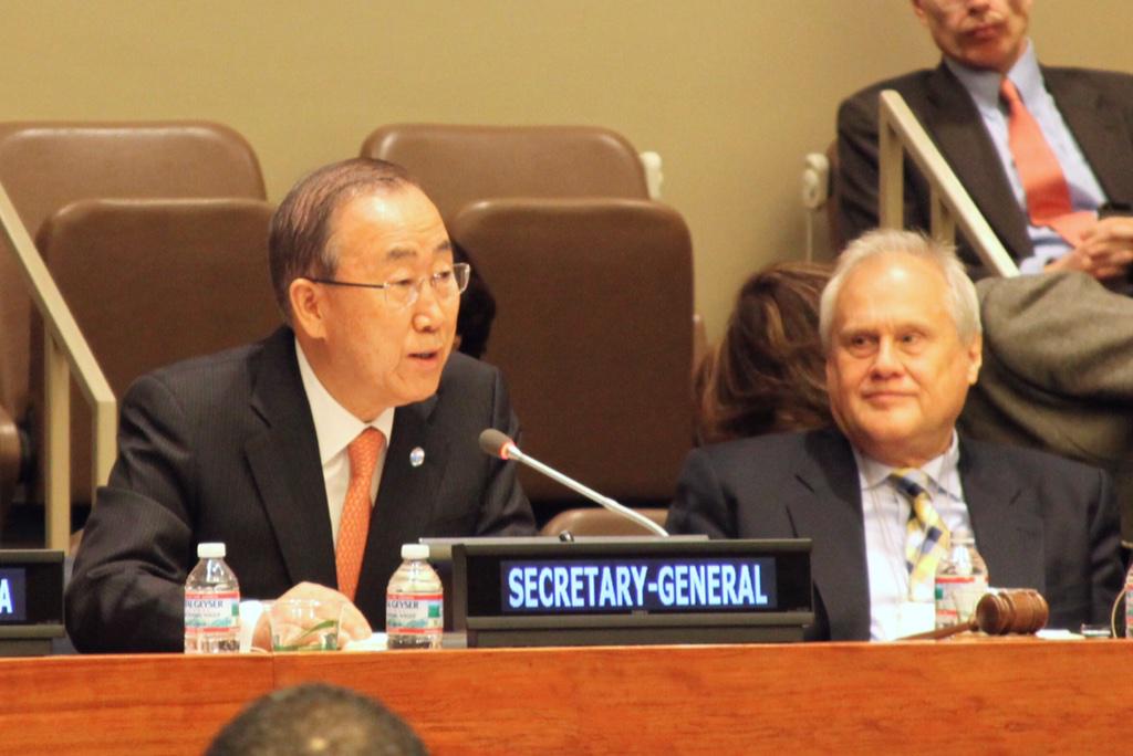 Kidscpd's tweet photo. @UN_Spokesperson Impression of this weeks Youth Forum. #Energy #Positivity http://t.co/KETIx9x6ns http://t.co/JamE5vwIvE