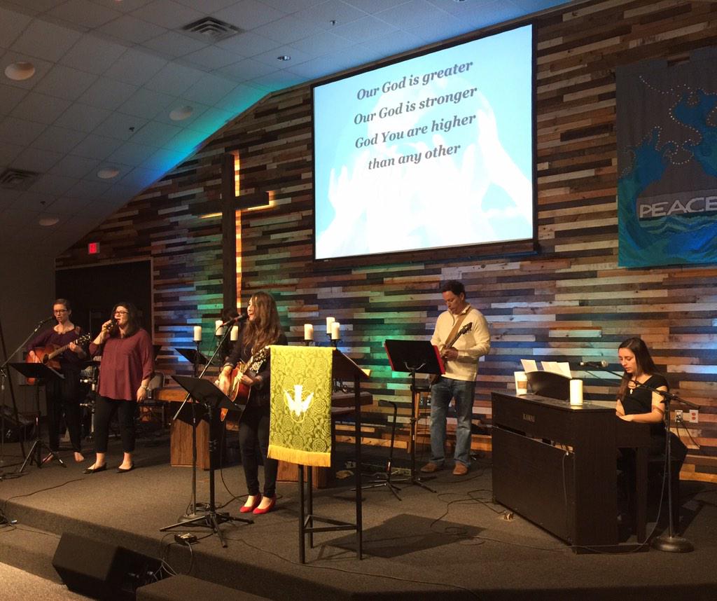 bgc06's tweet photo. Sing praise at @FaithbridgePC #faithbridge http://t.co/WyxHkQOXwX