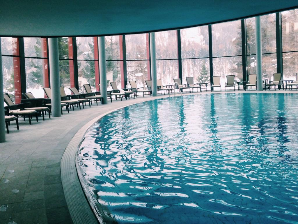 LauraSomoza's tweet photo. Après Ski
Hotel Badrutt
#GAStMoritz βοΈ http://t.co/pPe9afslJE