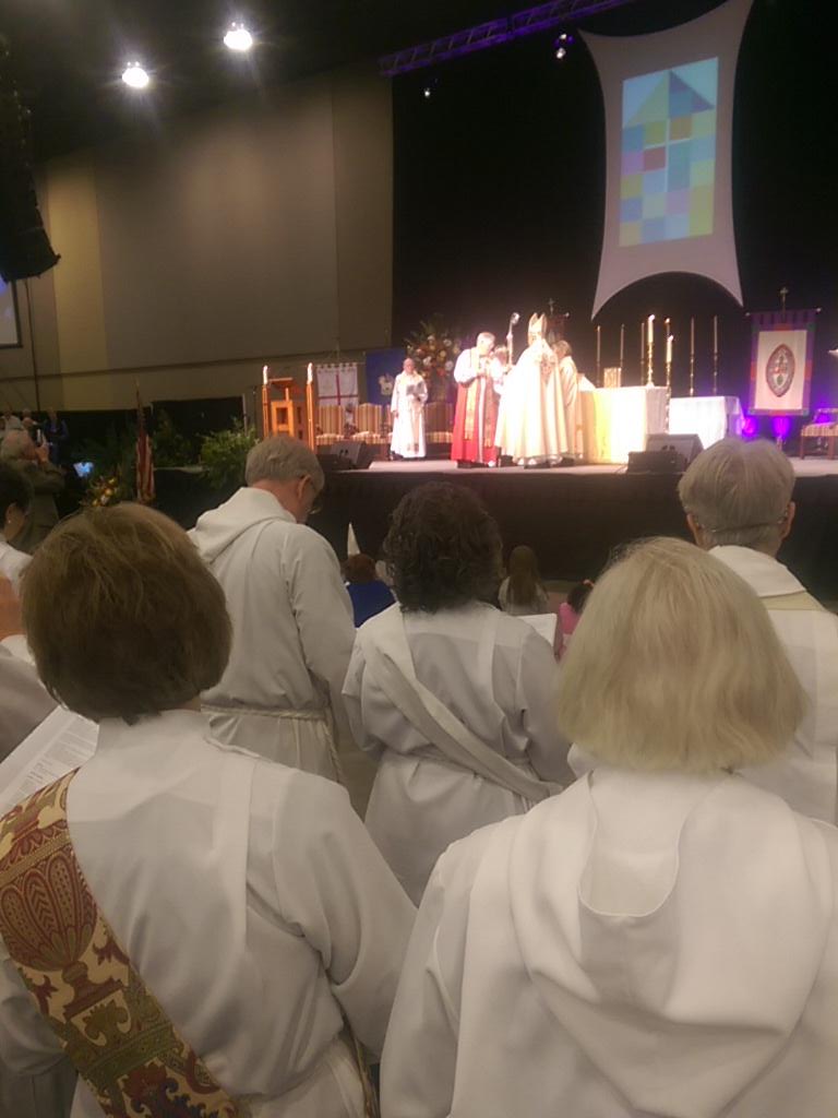 FatherBrandt's tweet photo. Passing of the crozier #being1church http://t.co/df9UaDmLVd