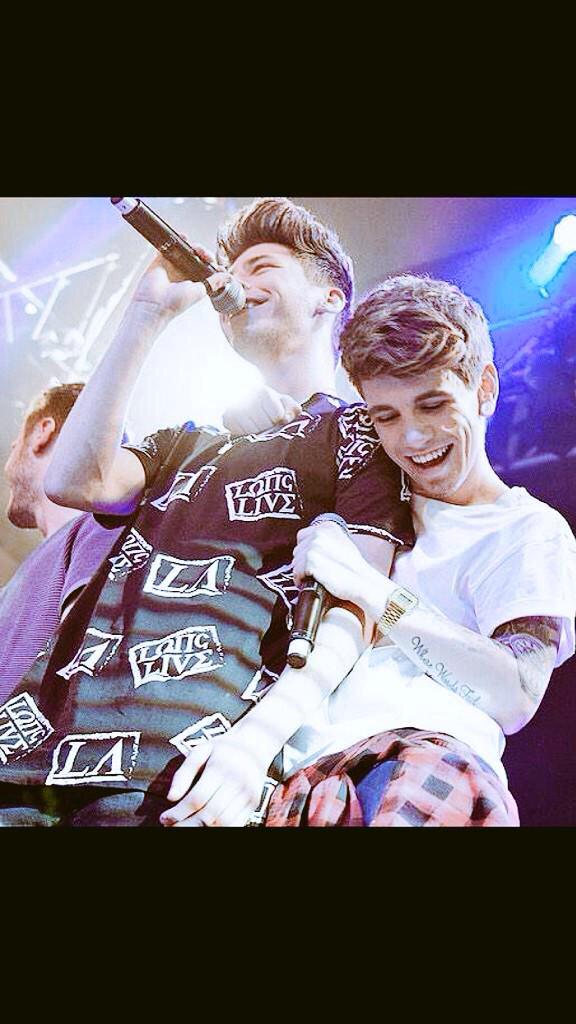 JamessGrahamm_'s tweet image. Can't wait to make more memories on tour @_JakeSimss