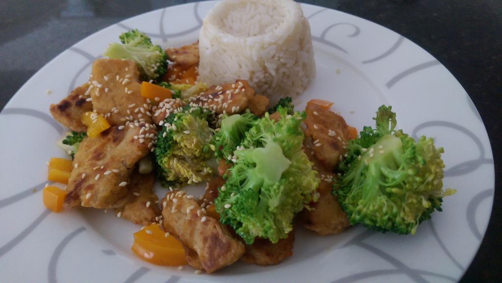 [Image: B9VsMdJIIAETQ6I.jpg:large]