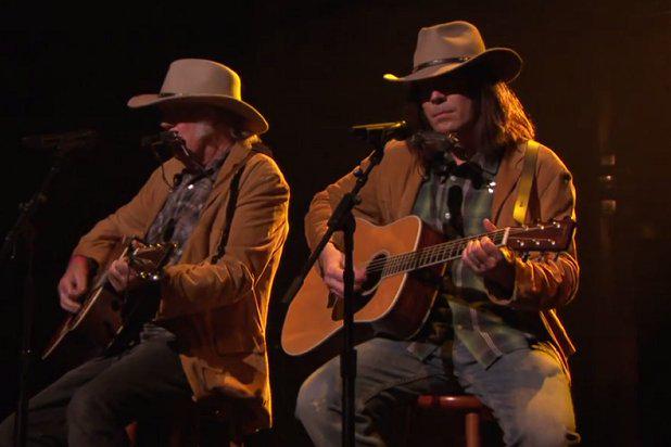 FallonTonight's tweet photo. Two Neil Youngs sing "Old Man" https://t.co/ixHEM71GGC http://t.co/Jru6d4g3j3