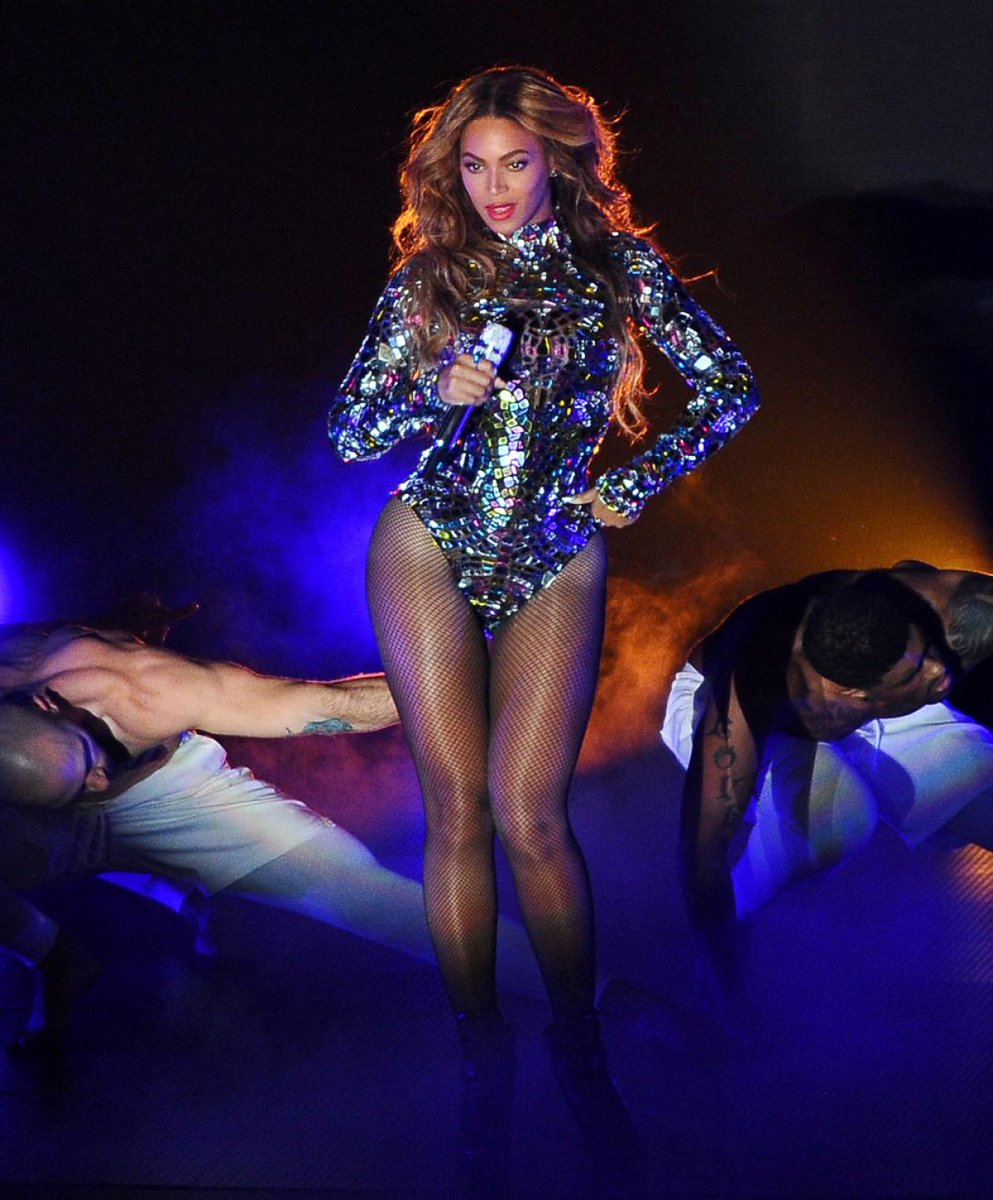 Evenpro's tweet photo. #Grammy2015: @beyonce también subirá al escenario >>> http://t.co/ouK9C9YSI7 <<< ¿Preparados para Queen B? http://t.co/KRQtKFK5Xz