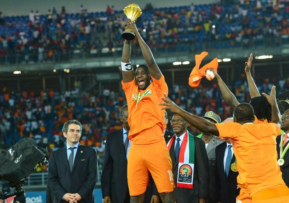 BambaVakangbe's tweet photo. "@abidjan_net: #Abidjannet #CAN2015  #FINALECAN2015 (y)
Roi d'Afrique! Champions d'Afrique ! #winnerciv http://t.co/gxtrEfvhXV"