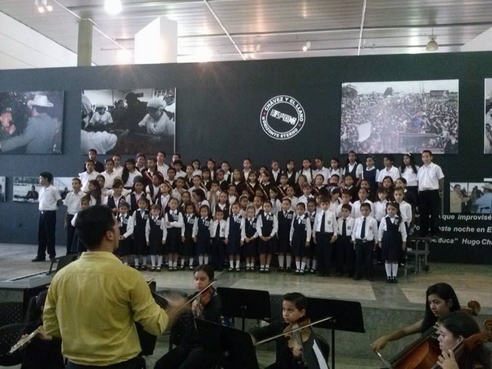 #ElSistemaCumple40 <a href="/ProgramaSBbnas/">Programa SB Barinas</a>