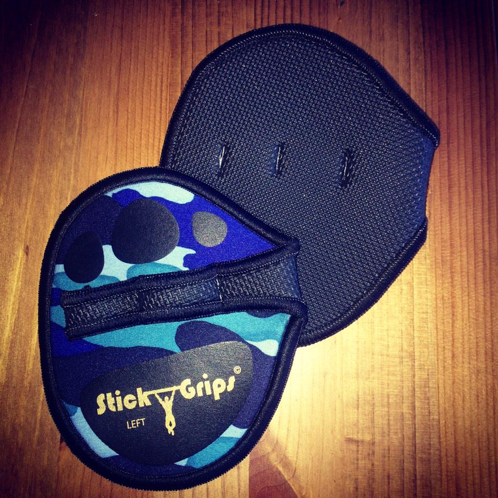 stickgripsworld's tweet photo. #ARMY #style #stickgrips #gripit #Sports #equipment #fitness #bodybuilding #lifestyle #trainhard #feelgood #JUSTDOIT http://t.co/yAWSwchbwX