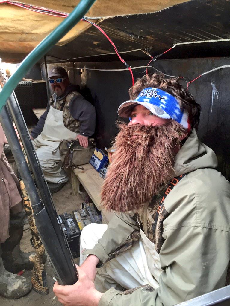KeithPAllen's tweet photo. Action is slow so far, but optimistic we remain. #HuntRAW @EricRinehart22 #ConservationOrder http://t.co/uzSwQaMrYs