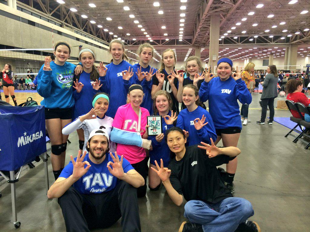 TAVVolleyball's tweet photo. Congrats to #TAVAmarillo #13royal for taking 3rd at #TexasFest! http://t.co/9SawbCayJG