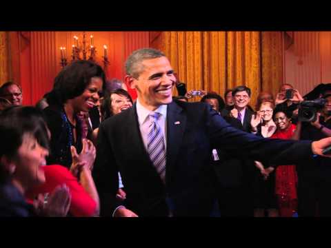EMA2TRADE2's tweet image. In Performance at the White House | President Obama Singing "Sweet Home Chicago" ... vid.staged.com/FJxn #staged