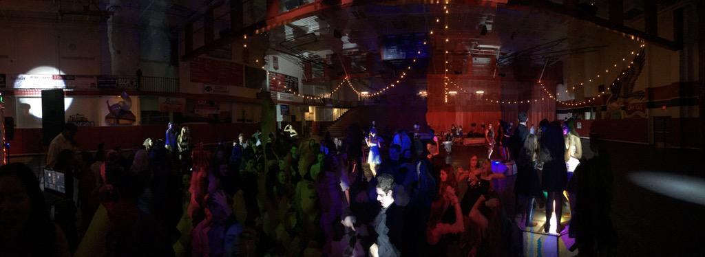 XanzFerdinand's tweet photo. Stage view of Sadie Hawkins. http://t.co/eFG9feYggA