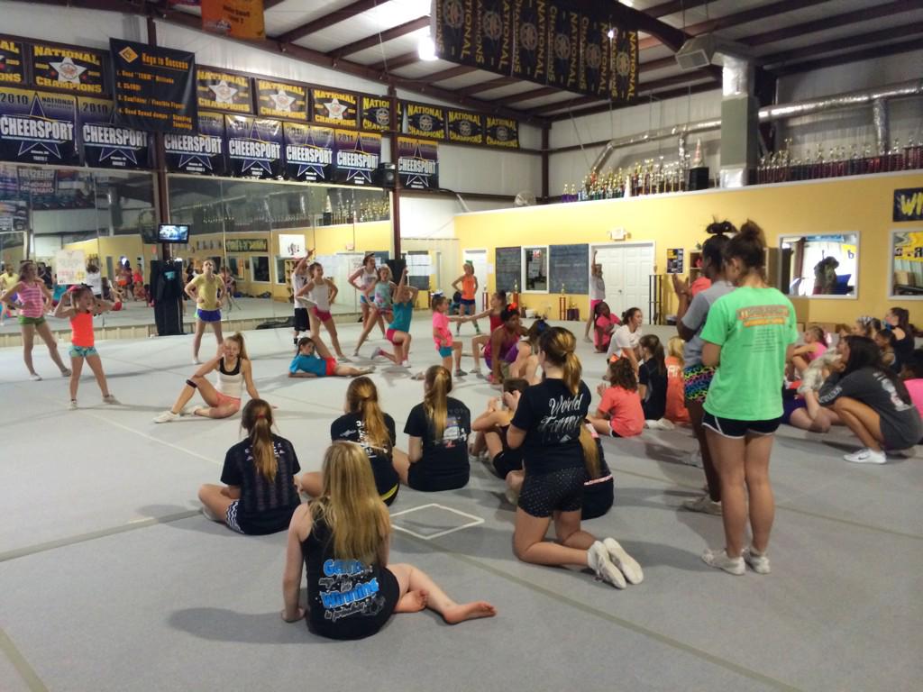 c4_longhorns's tweet image. "you can do anything as long as you have the passion, the drive, the focus and the support." #CheersportWeek