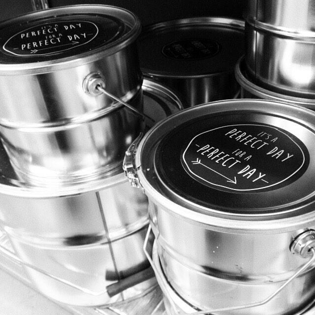 Ons assortiment <a href="/Stempelpost/">Stempelpost</a> Sneek gisteren weer aangevuld #kaarsen #woonkettingen #tekstborden