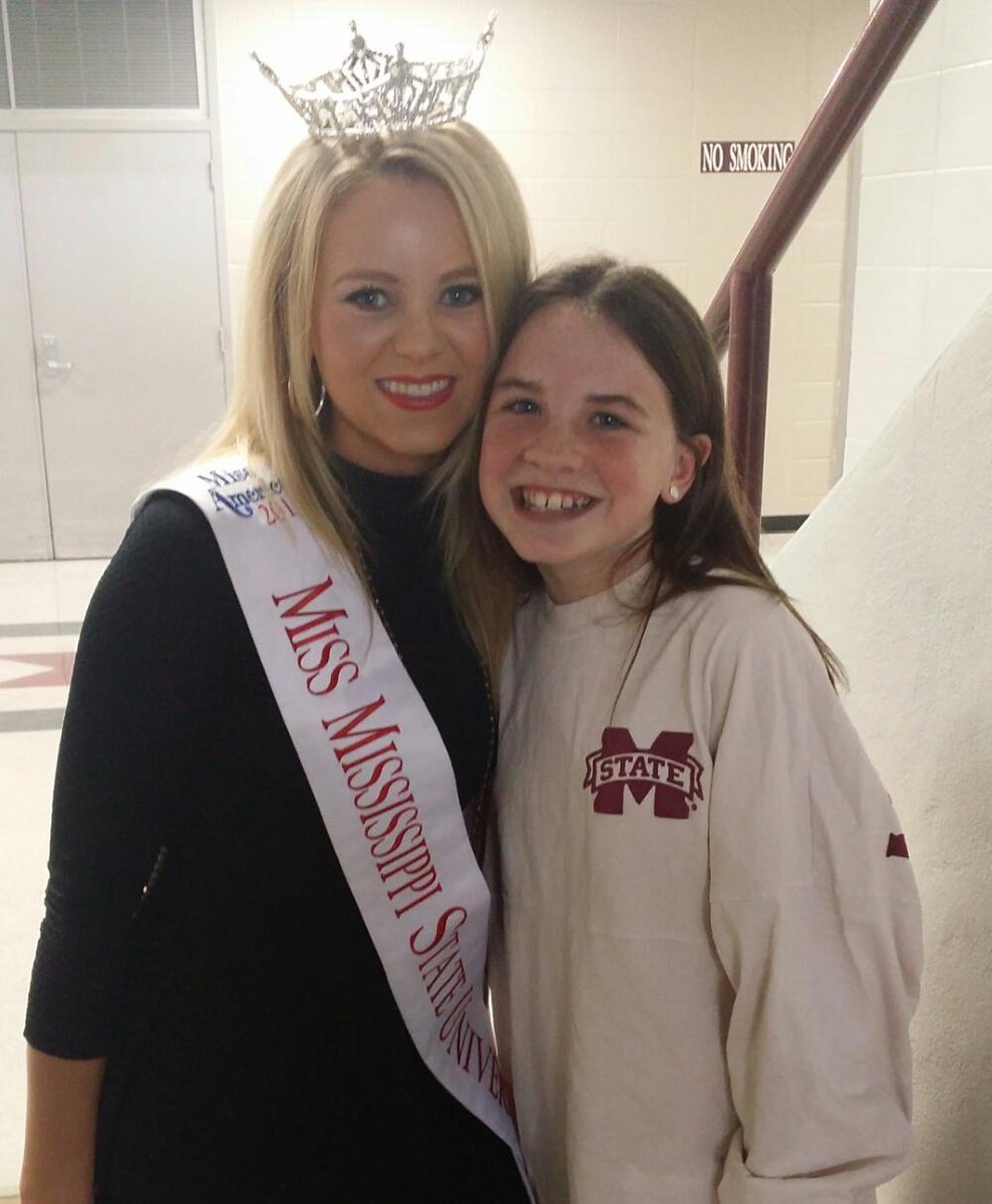faitheham's tweet photo. Fun Time at MSU Basketball #hailstate http://t.co/HLV0qGObgT