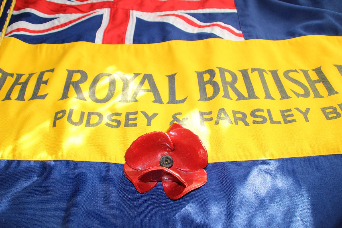 PudseyCenotaph's tweet photo. Just 1 from Blood Swept Lands & Seas of Red, represents 486 lives from Pudsey & Farsley #seasofred #LestWeForget #WW1 http://t.co/a7dkugmprT