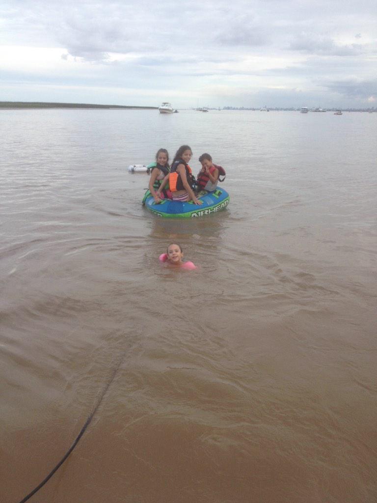 mecandau's tweet photo. Tarde en el río.#eclipse25 http://t.co/izT26uyltD