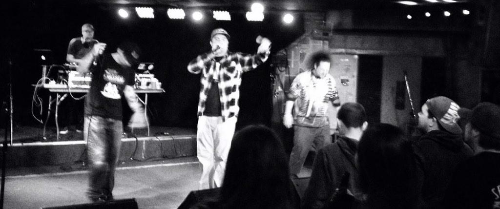 dabsterzva's tweet photo. #dabsterz was in the house at the #HipHop #battle these guys killed it and won!!! #shoutout to @ShorelineVBVA #dabs http://t.co/sCaBgkjTaT