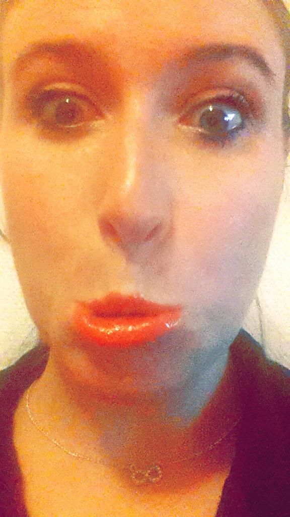 <a href="/amelinesellier1/">sellier ameline</a> jenny ;)