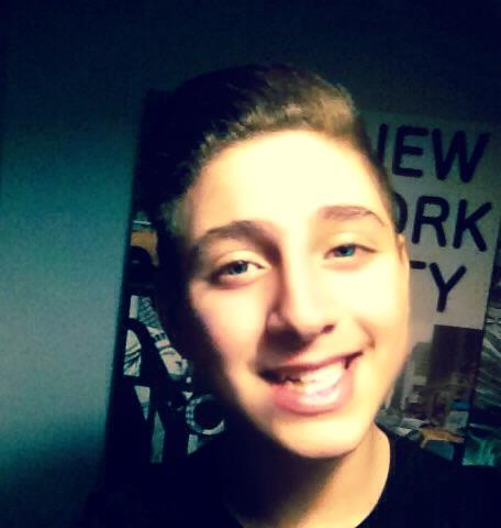 sulivane38_s's tweet image. @Sasha_alex_shas 😂😂😂😂😂Lol , Look this photo of me