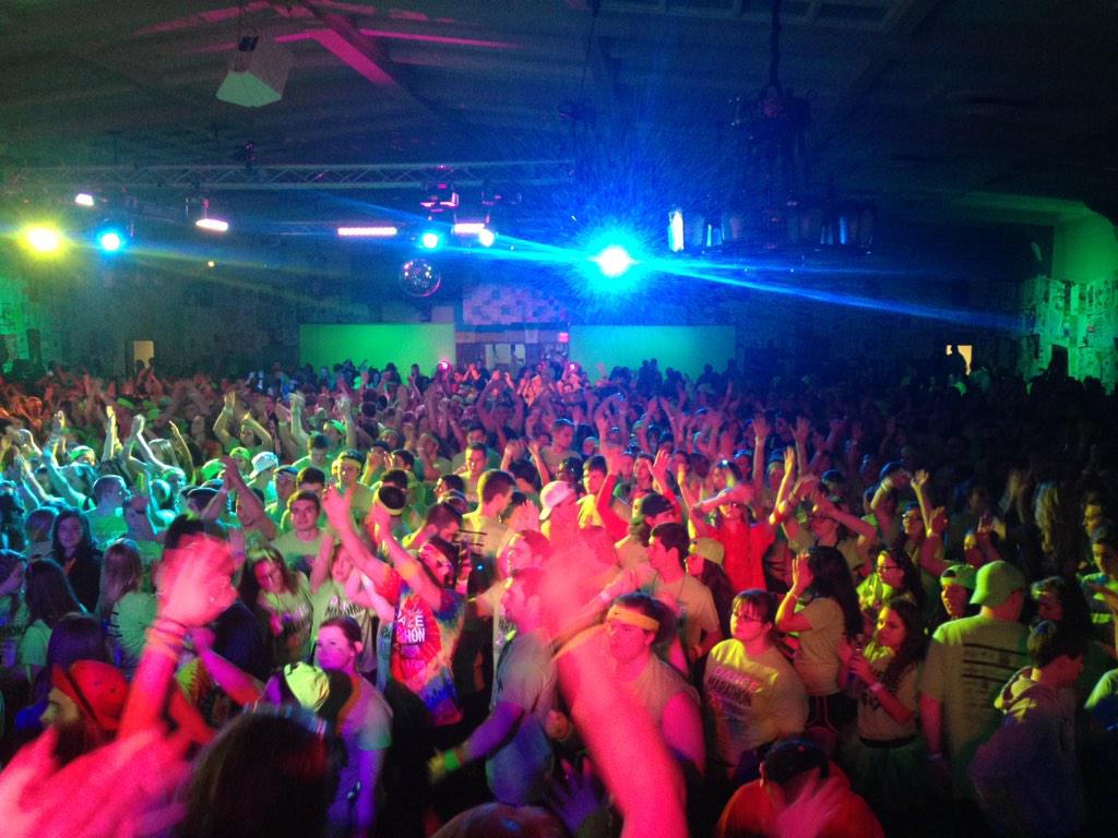 theonlyashlong's tweet photo. Best 24 hours I've ever experienced with an unbelievable organization who raised over 2 million FTK💚 #UIDM21 http://t.co/H2V00tcboG