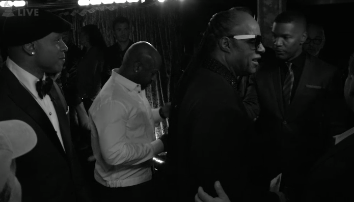 RecordingAcad's tweet photo. Tonight's biggest stars come together backstage. Don't miss a moment, check out http://t.co/Q0TDdXFd4Z! http://t.co/eIrKNZ0o59
