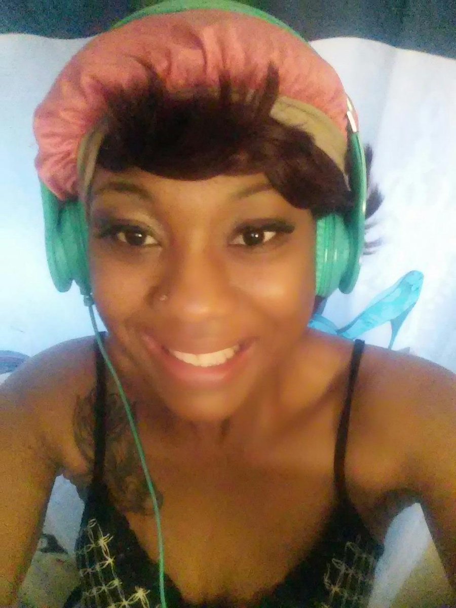 DeeDee2blessed's tweet photo. #FreshFace http://t.co/amRAdElCDj