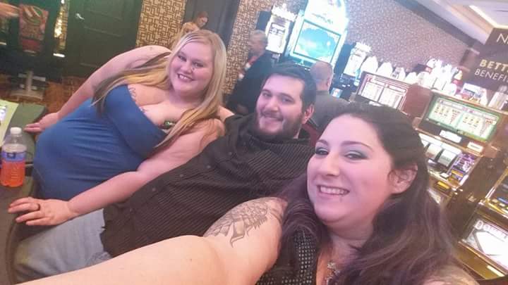 ssbbwairabella's tweet photo. #BBWEVENT #BBW #SSBBW #SSBBWAIRABELLA #bigbelly #BIGARMS #BIGBOOBS #FRIENDS #Bigisbeautiful #GAINER #FEEDEE http://t.co/T2zygtSztx